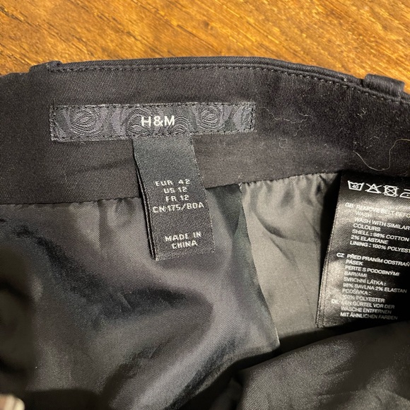 Black Skirt size 12 H&M Straight Knee length - Picture 6 of 7